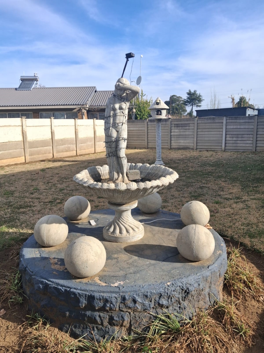 5 Bedroom Property for Sale in Villiers Free State
